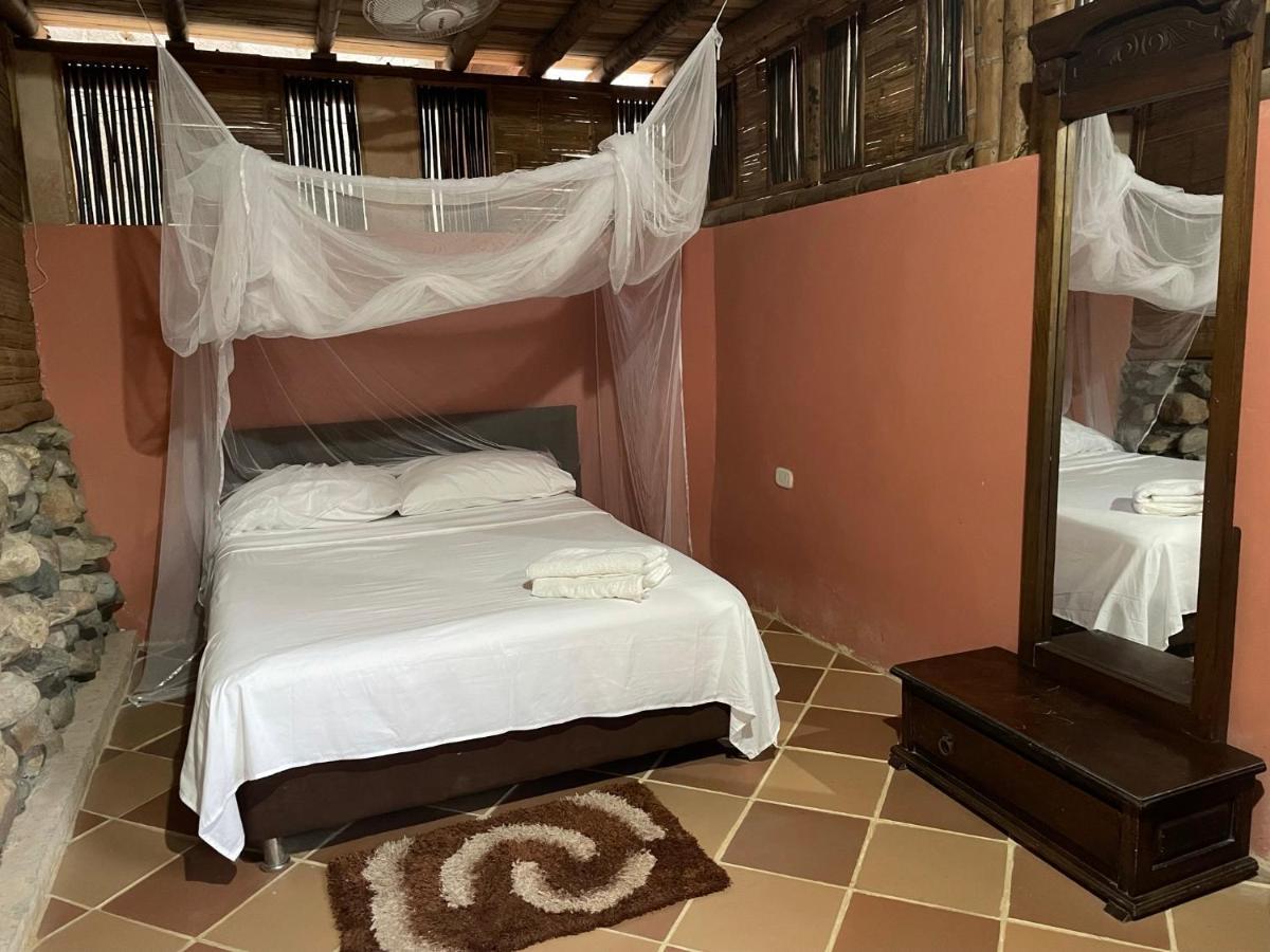 La Percha Hostal Palomino Bagian luar foto