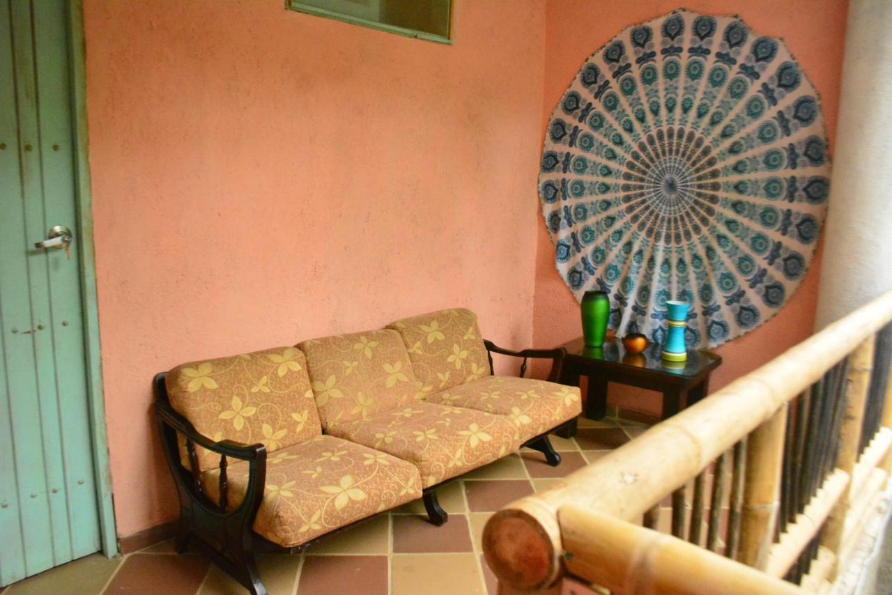 La Percha Hostal Palomino Bagian luar foto