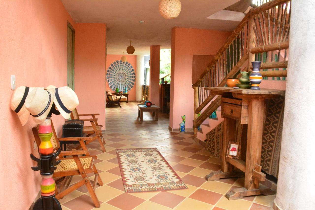La Percha Hostal Palomino Bagian luar foto