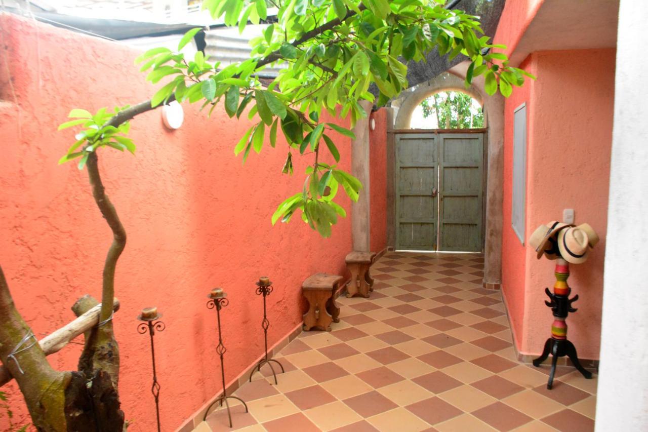 La Percha Hostal Palomino Bagian luar foto
