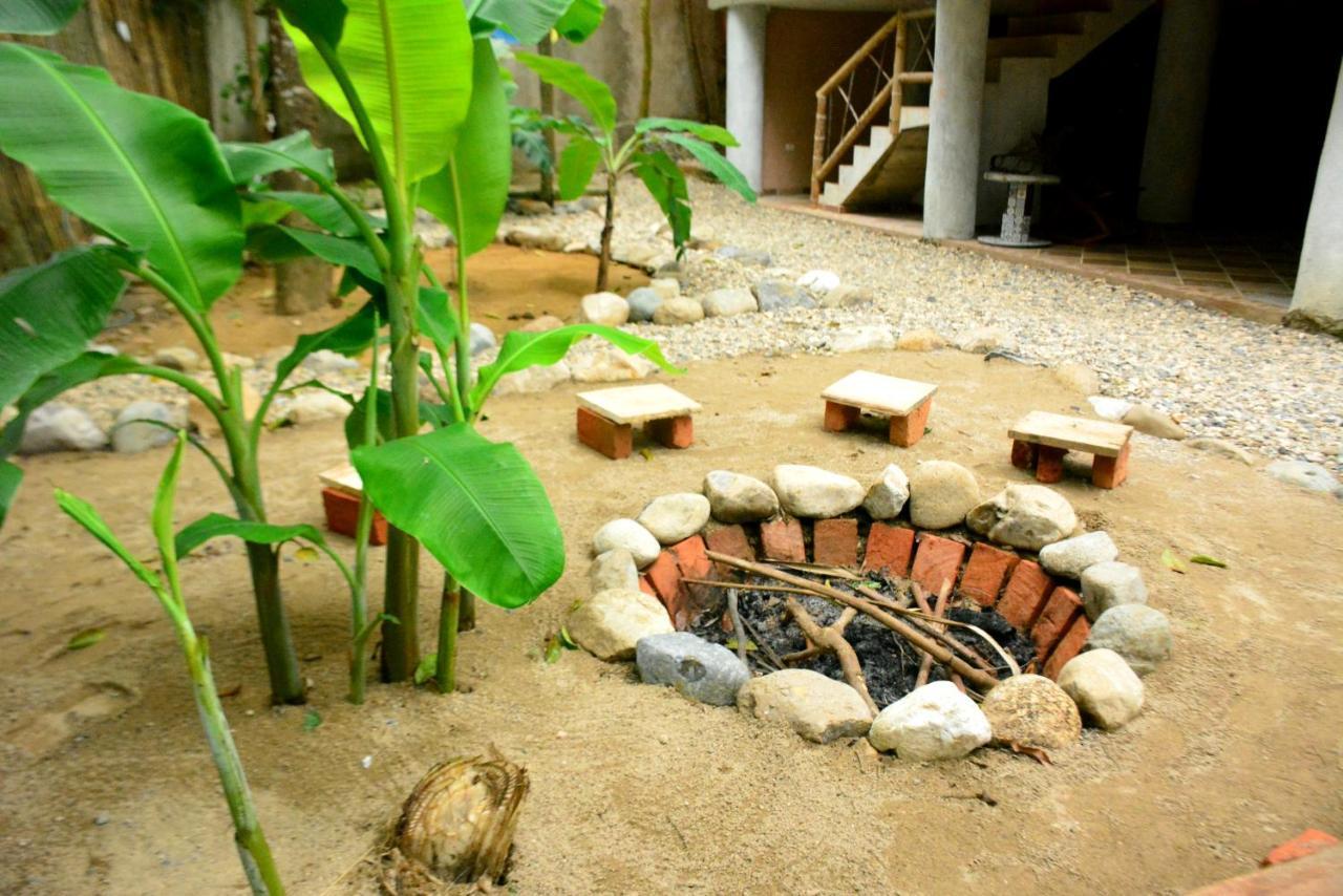 La Percha Hostal Palomino Bagian luar foto