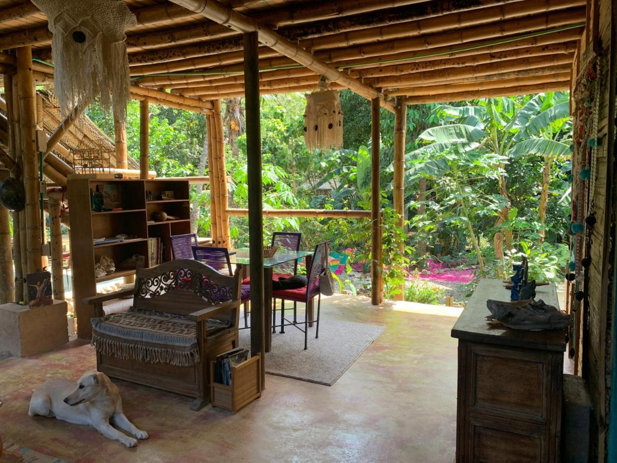 La Percha Hostal Palomino Bagian luar foto